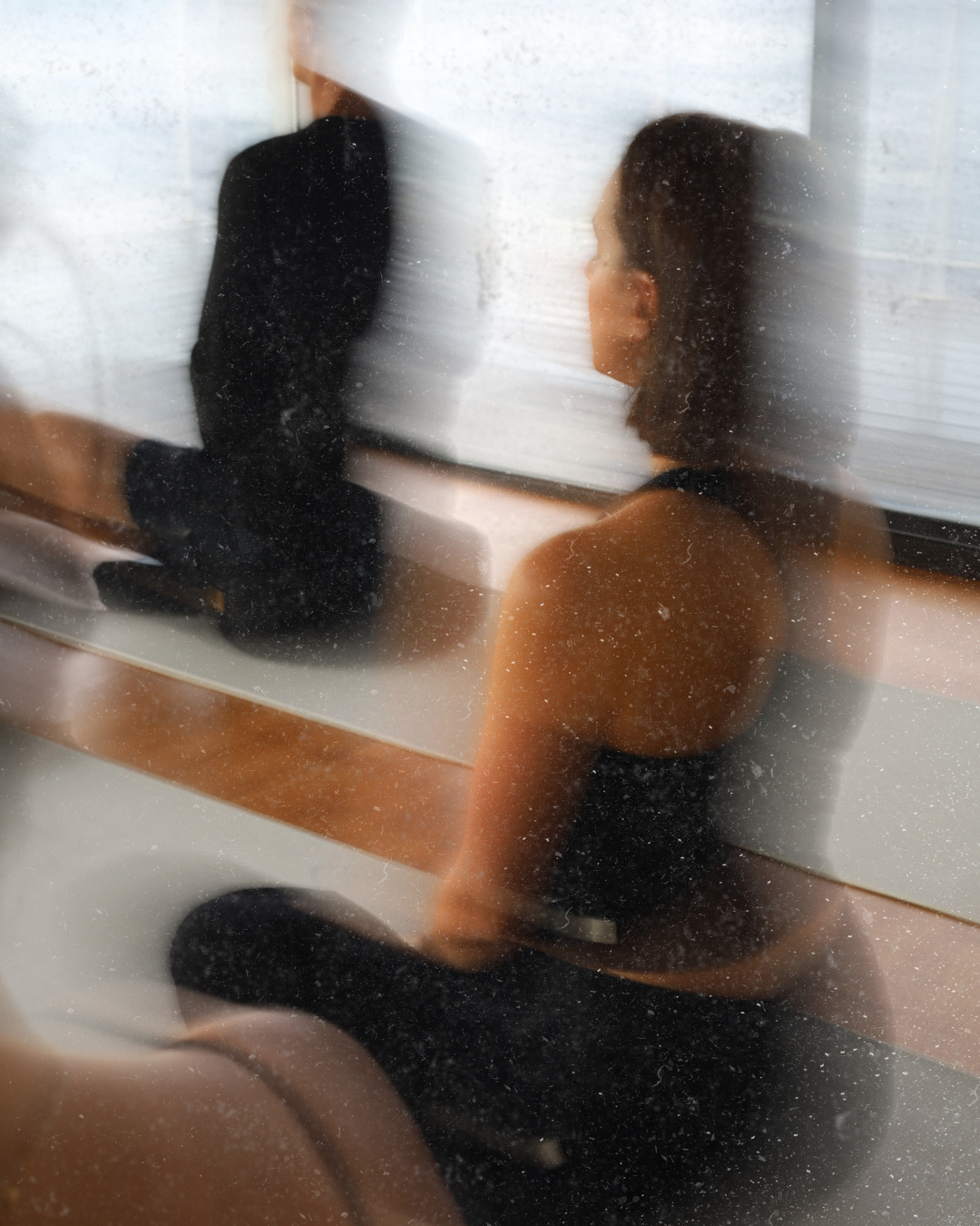 Inside an Inhale: The Quiet Neuroscience of Scent and State